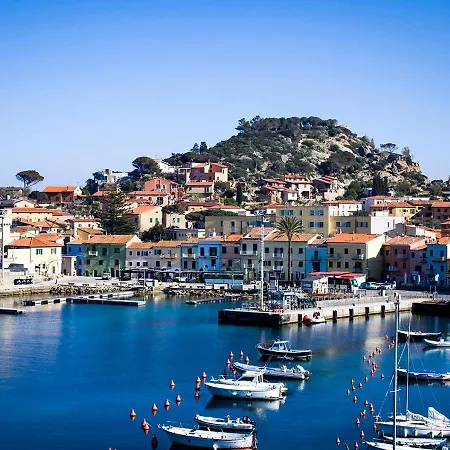 La Guardia Ξενοδοχείο 4*