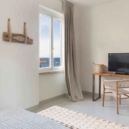 La Guardia Hotel Giglio Porto